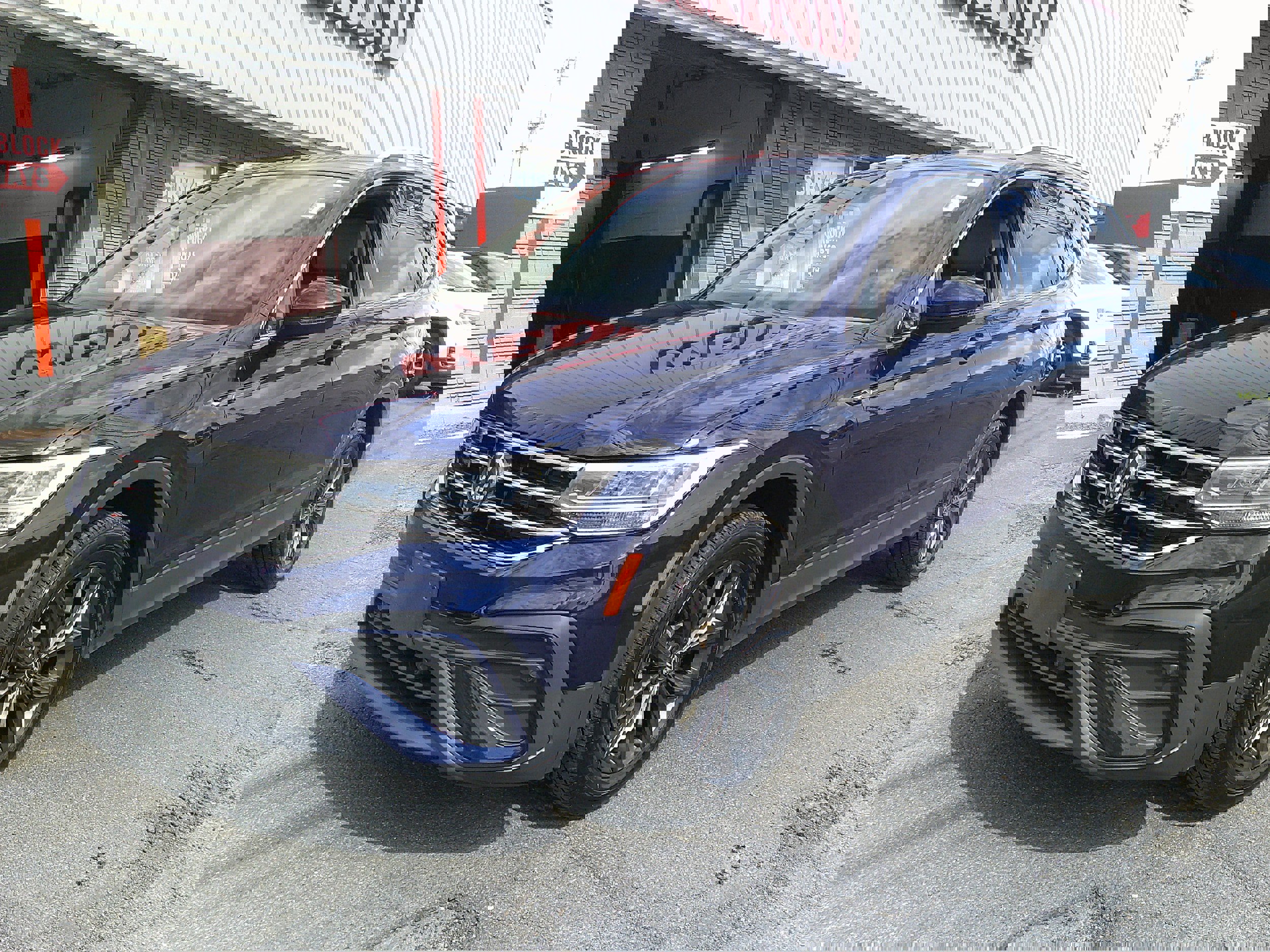 Used 2022 Volkswagen Tiguan SE