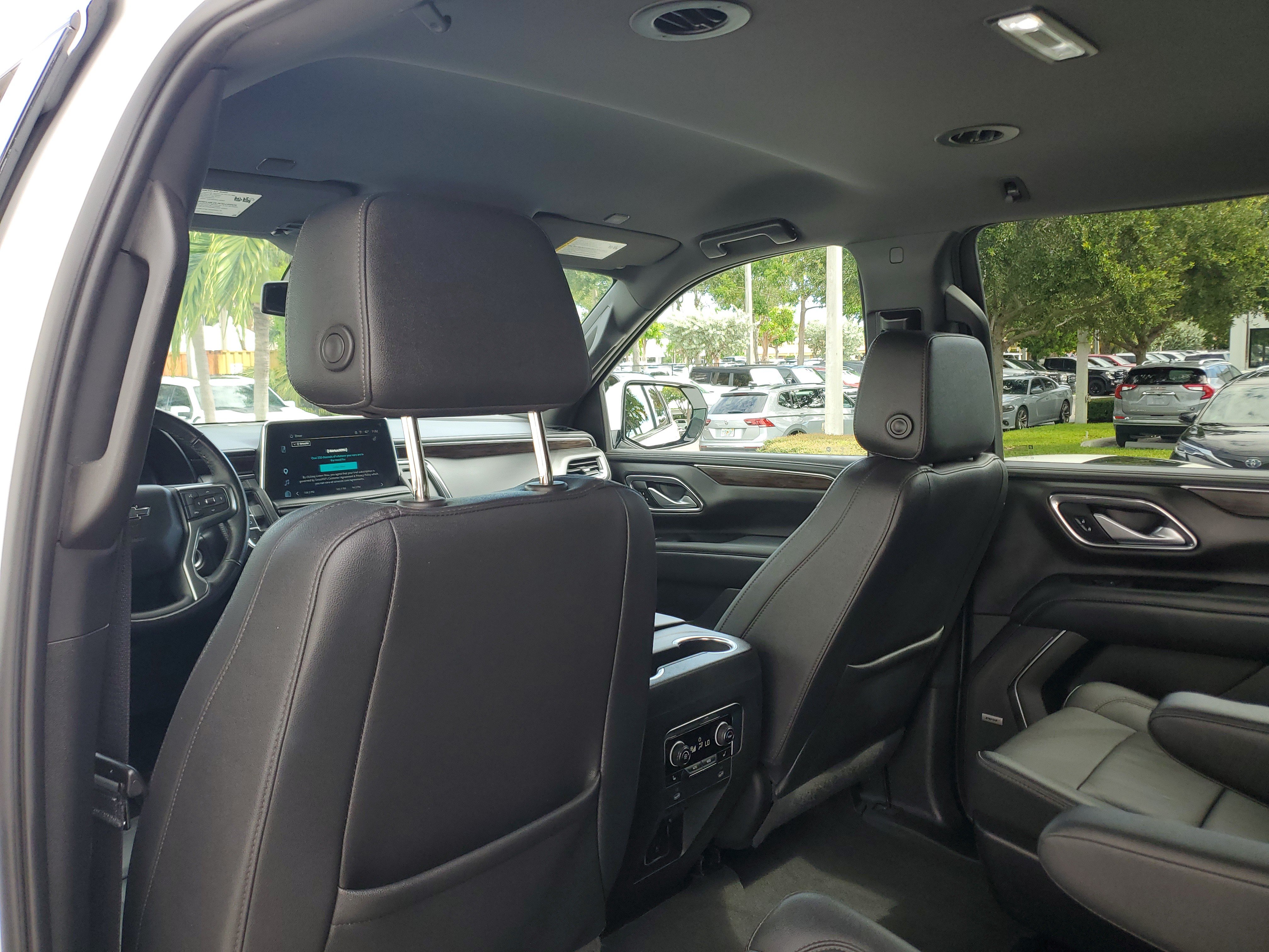 Used 2022 Chevrolet Suburban Z71 w/ Z71 Off-Road Package AWD/4WD image 15
