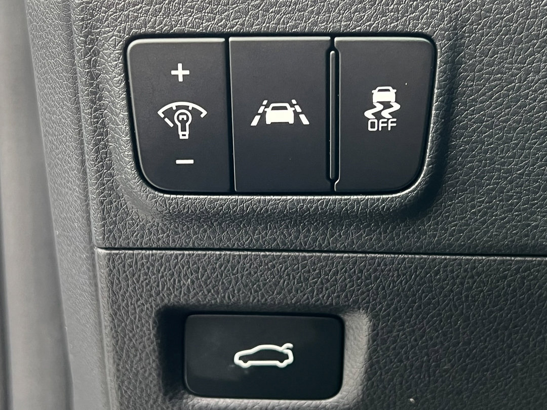 Used 2022 Kia K5 GT-Line image 16