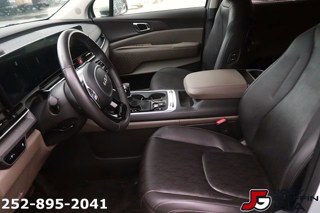 Used 2025 Kia Carnival SX FWD image 14