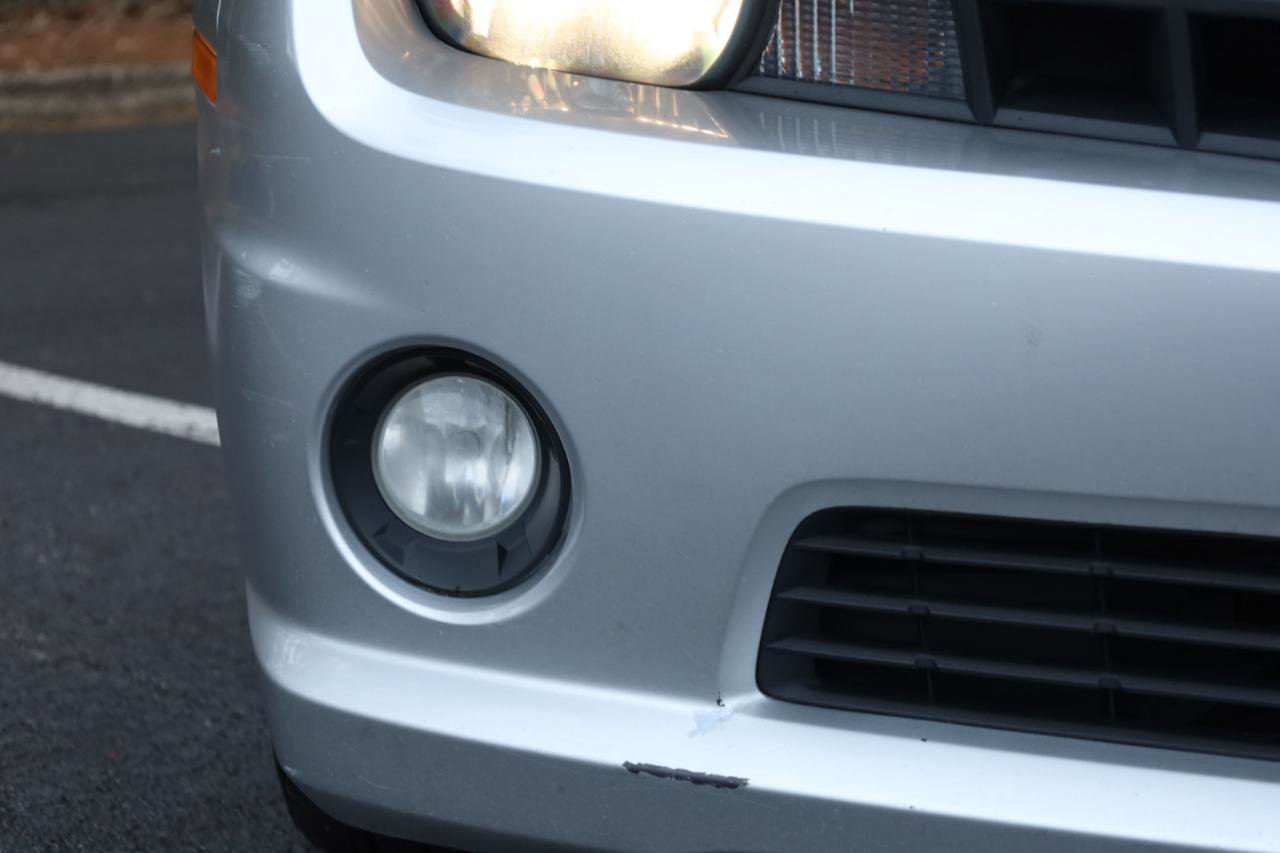 Used 2010 Chevrolet Camaro SS w/ RS Package RWD image 18