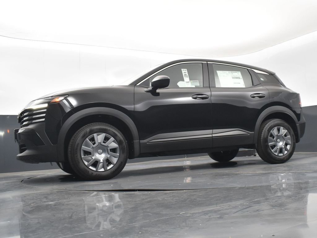 Used 2025 Nissan Kicks S image 36