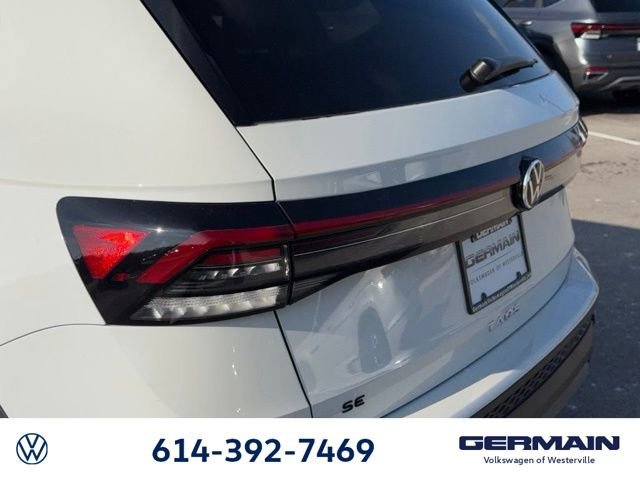 New 2026 Volkswagen Taos SE image 15
