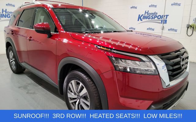 Used 2023 Nissan Pathfinder SL FWD image 2