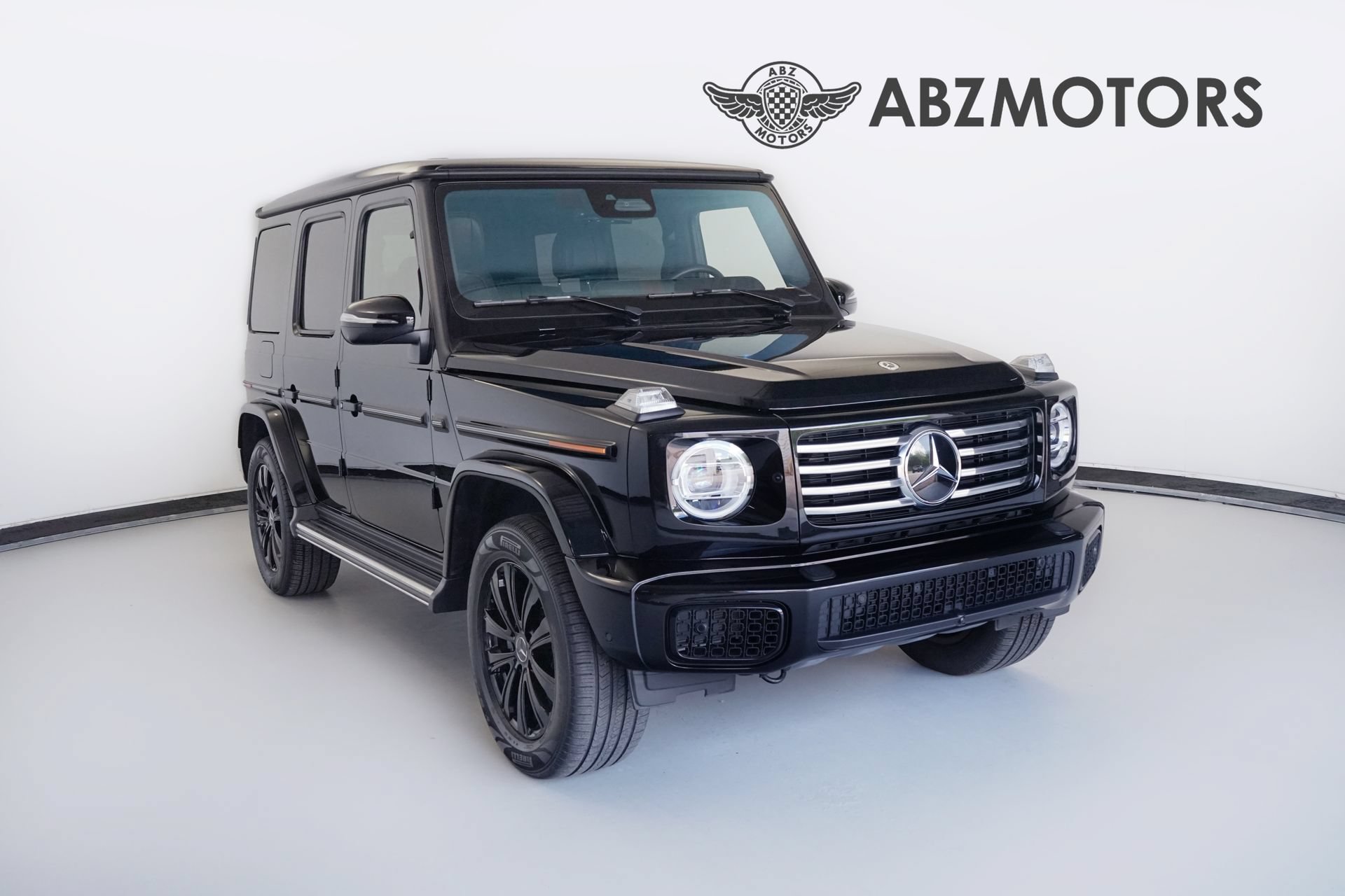 Used 2025 Mercedes-Benz G 550 image 1