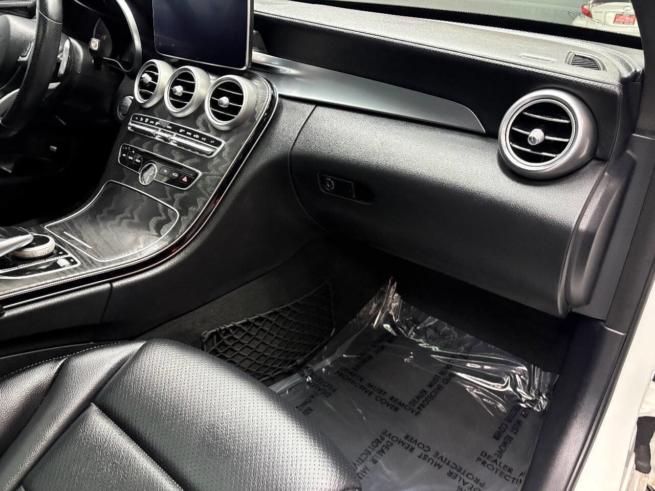 Used 2016 Mercedes-Benz C 300 Luxury image 51