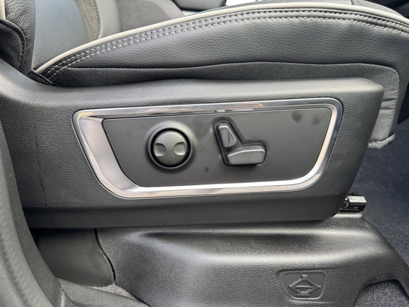 New 2026 RAM 1500 Laramie w/ Night Edition image 33