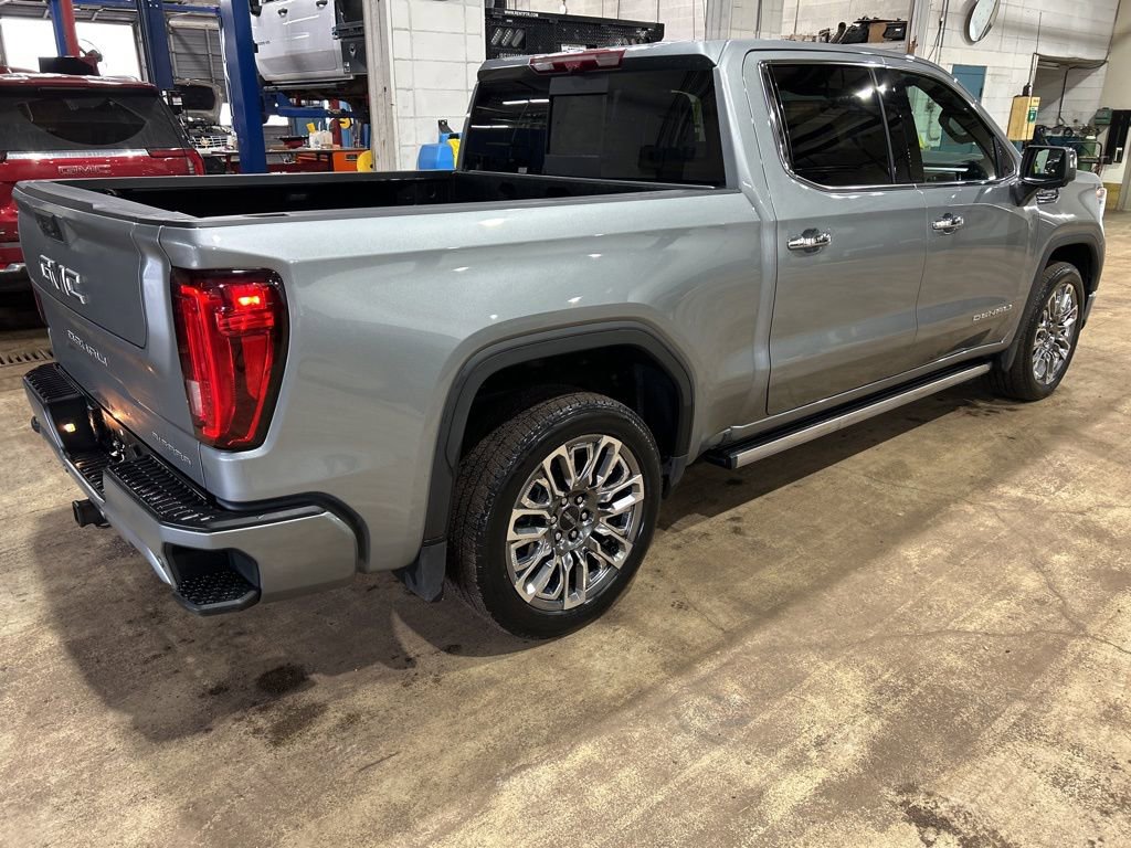 Used 2024 GMC Sierra 1500 Denali Ultimate image 7