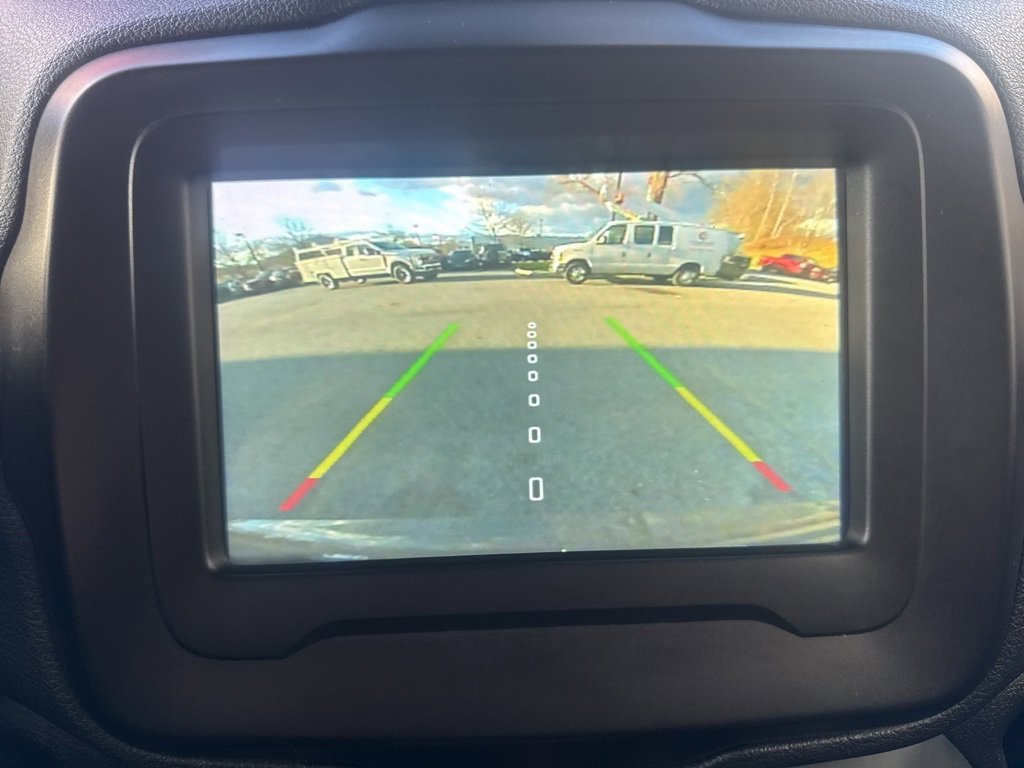 Used 2020 Jeep Renegade Altitude image 37