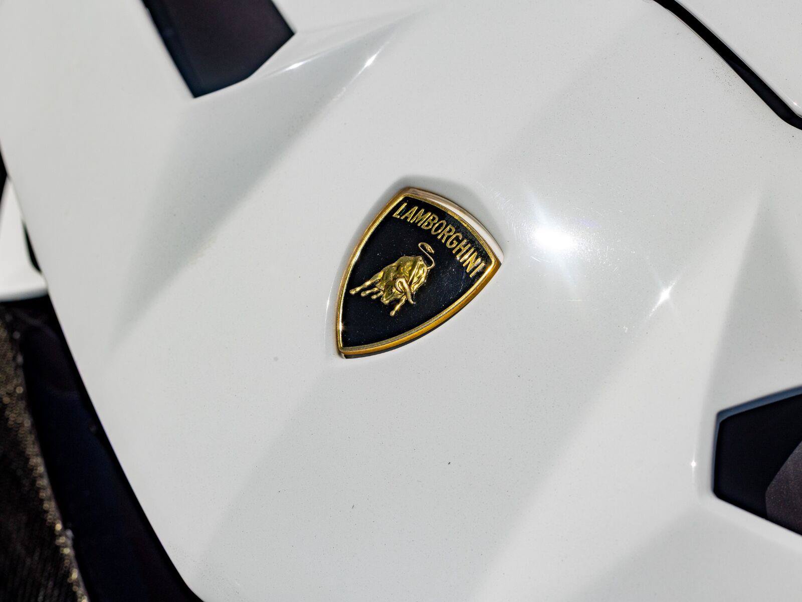 Used 2020 Lamborghini Aventador SVJ AWD/4WD image 43