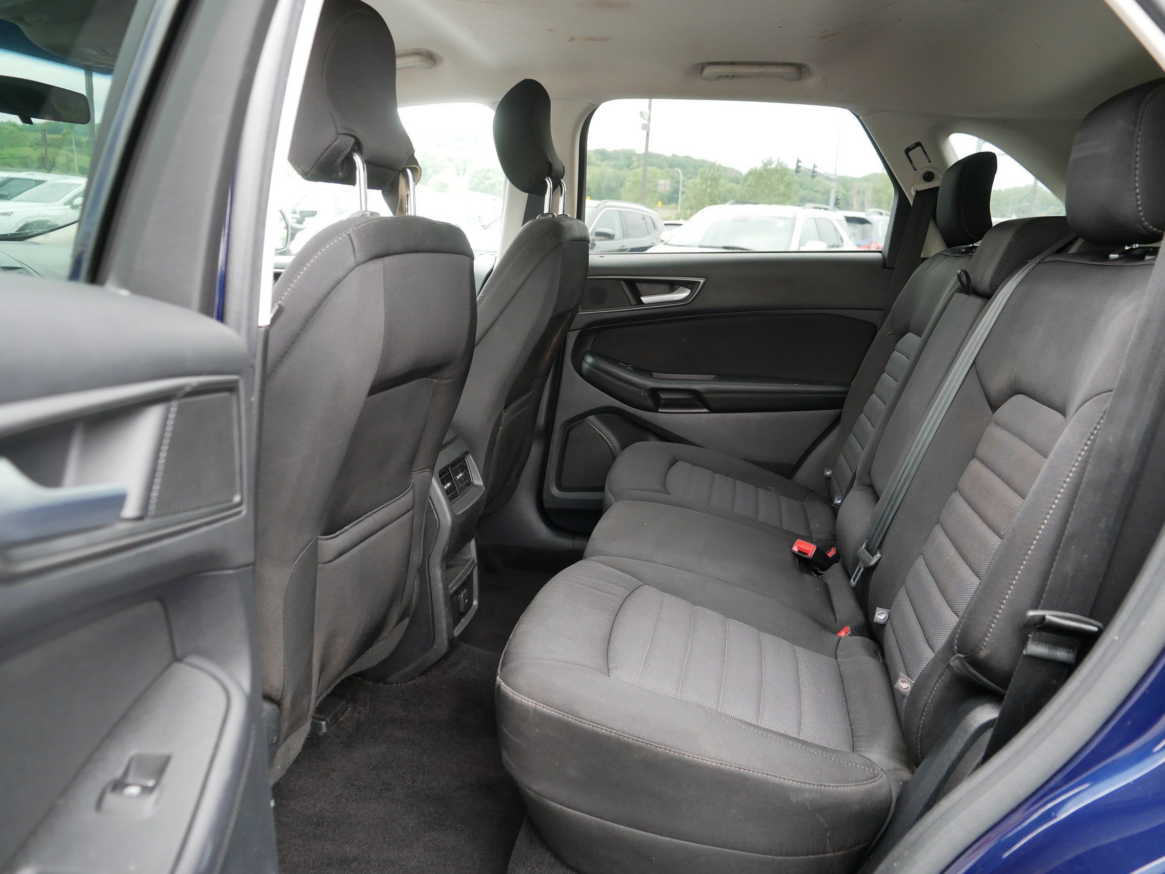 Used 2016 Ford Edge SE AWD/4WD image 16