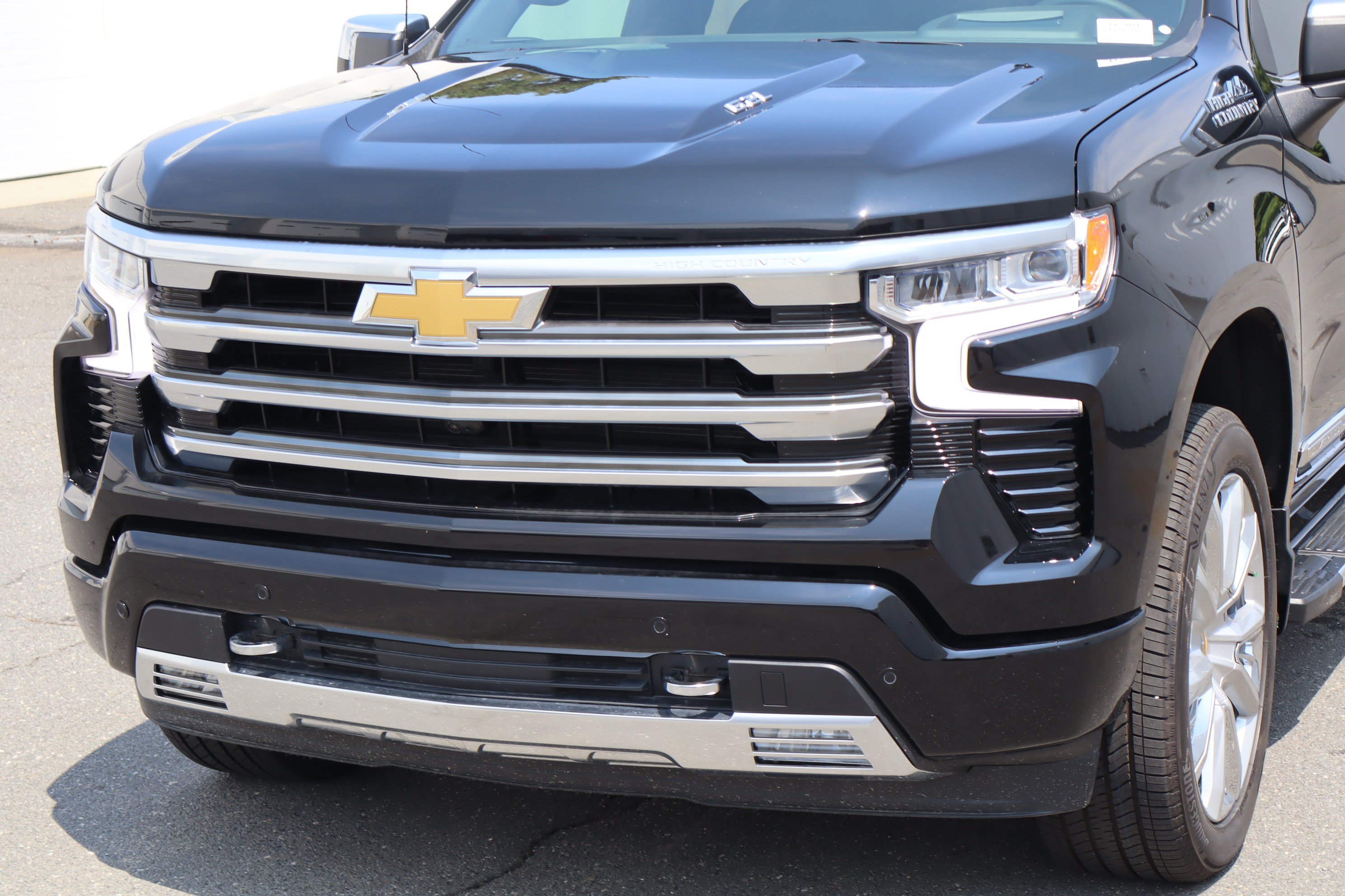 New 2026 Chevrolet Silverado 1500 High Country w/ High Country Premium Package AWD/4WD image 5