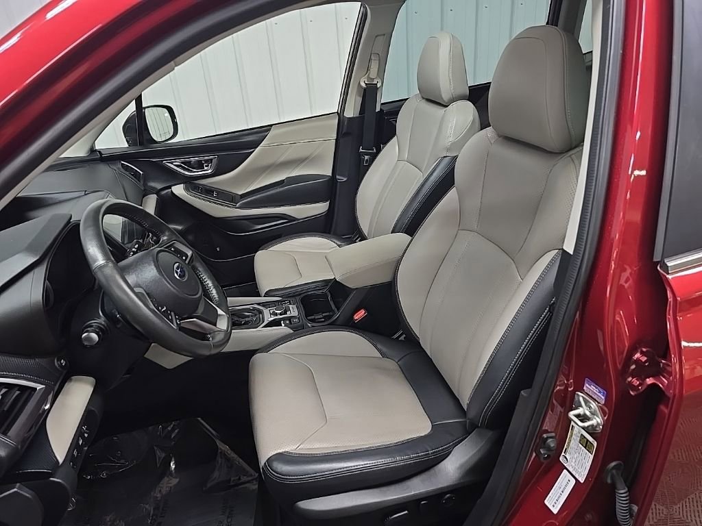 Used 2022 Subaru Forester Limited image 30