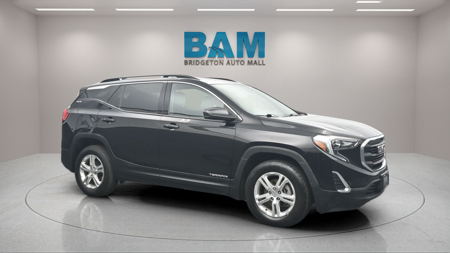 Used 2020 GMC Terrain SLE w/ Driver Convenience Package AWD/4WD image 1