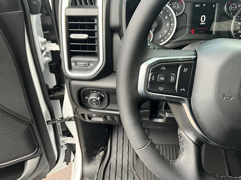 New 2026 RAM 1500 Big Horn w/ Night Edition AWD/4WD image 32