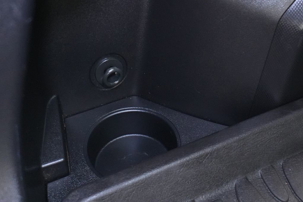 Used 2025 Subaru Crosstrek 2.0i Premium image 25