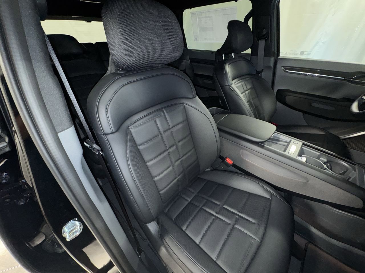 New 2026 Kia EV9 Land w/ Nightfall Edition Package image 32