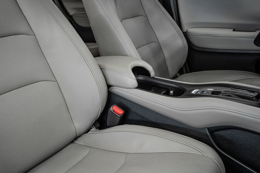 Used 2021 Honda HR-V EX-L image 21