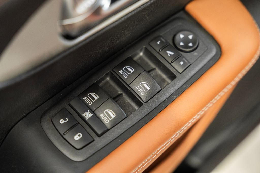 New 2026 Chrysler Pacifica Pinnacle AWD/4WD image 44