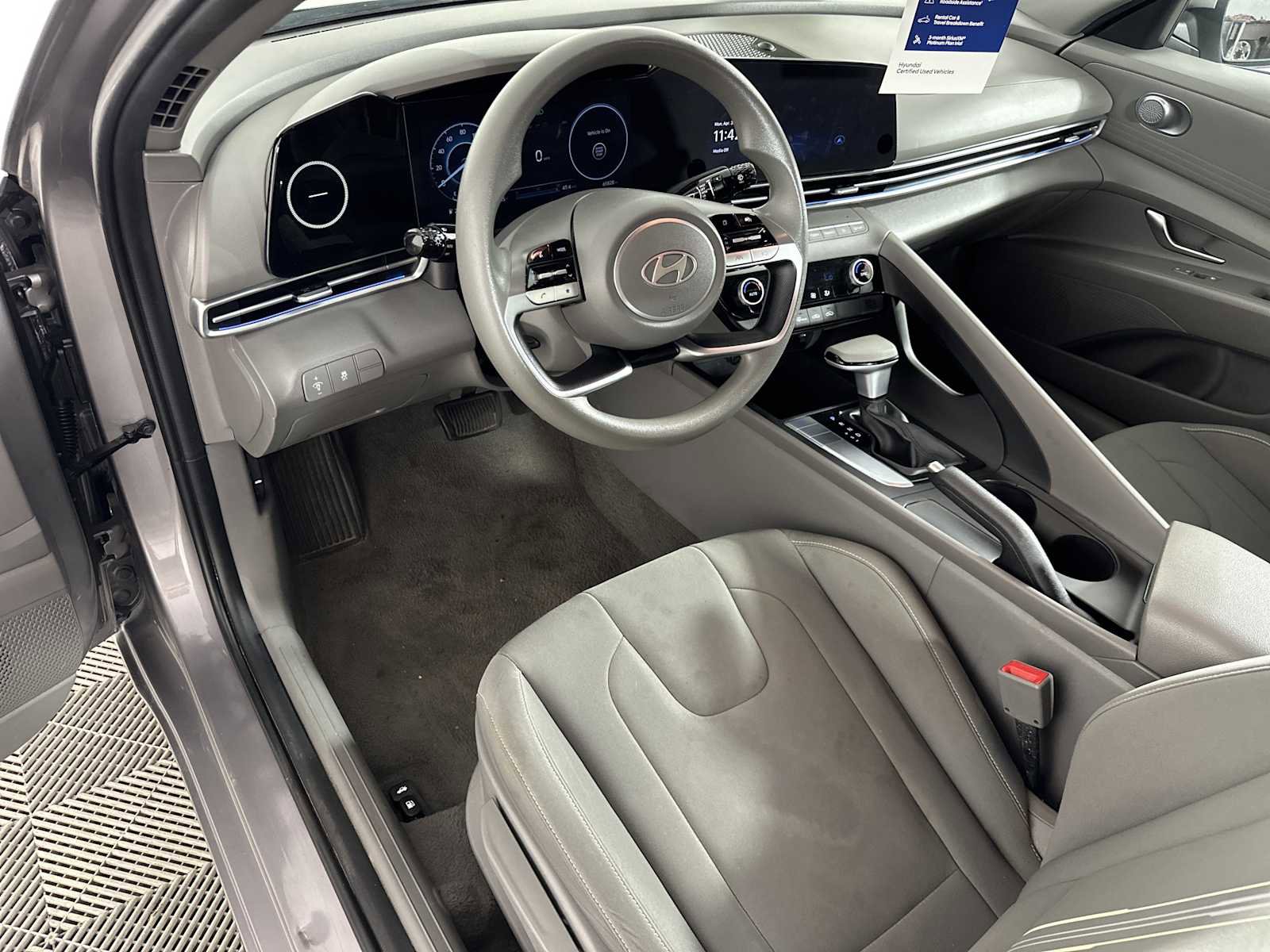 Certified 2024 Hyundai Elantra SEL FWD image 10