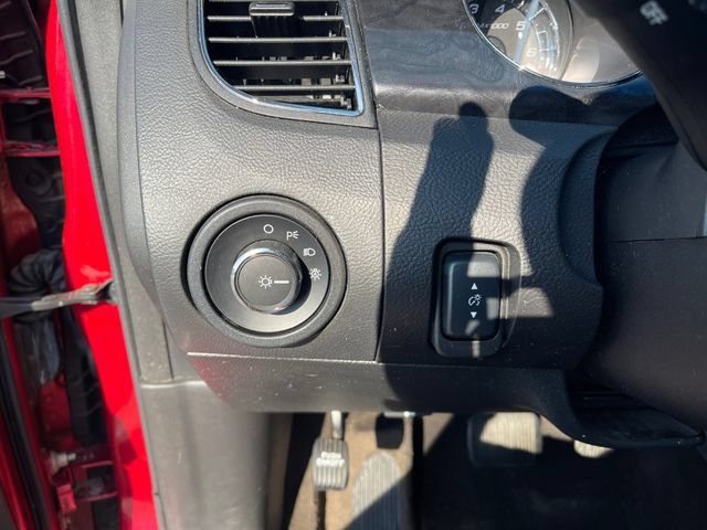 Used 2012 Ford Taurus Limited FWD image 29