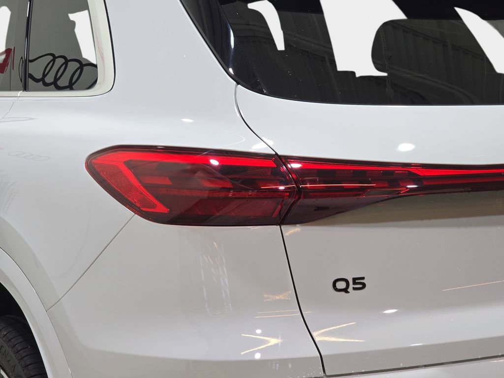 Used 2025 Audi Q5 Premium Plus w/ Premium Plus image 35