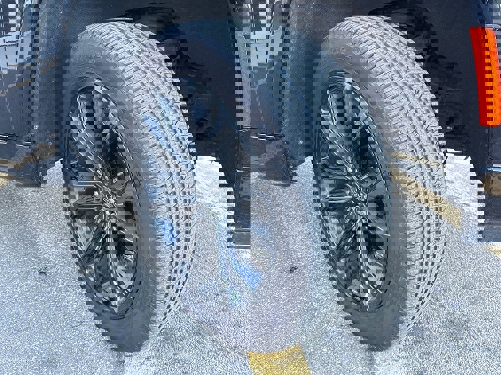 Used 2023 Jeep Grand Wagoneer Series II image 29