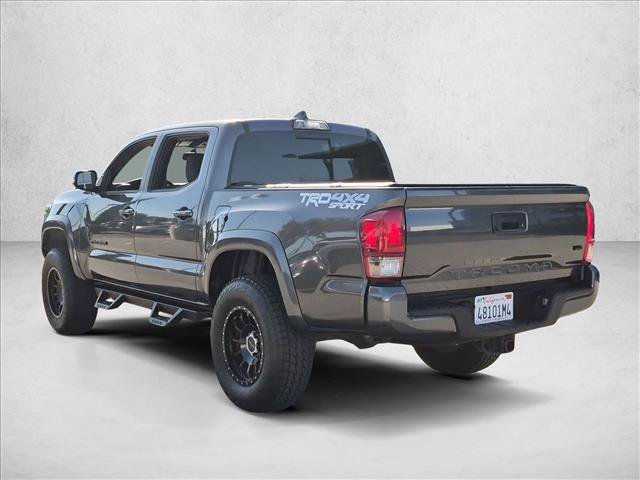 Used 2017 Toyota Tacoma TRD Sport w/ Tow Package (A/T) AWD/4WD image 7