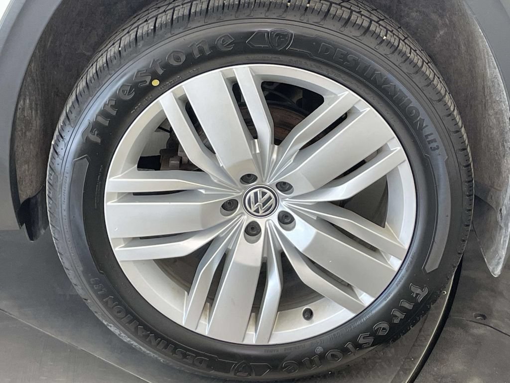 Used 2019 Volkswagen Atlas SEL Premium AWD/4WD image 12