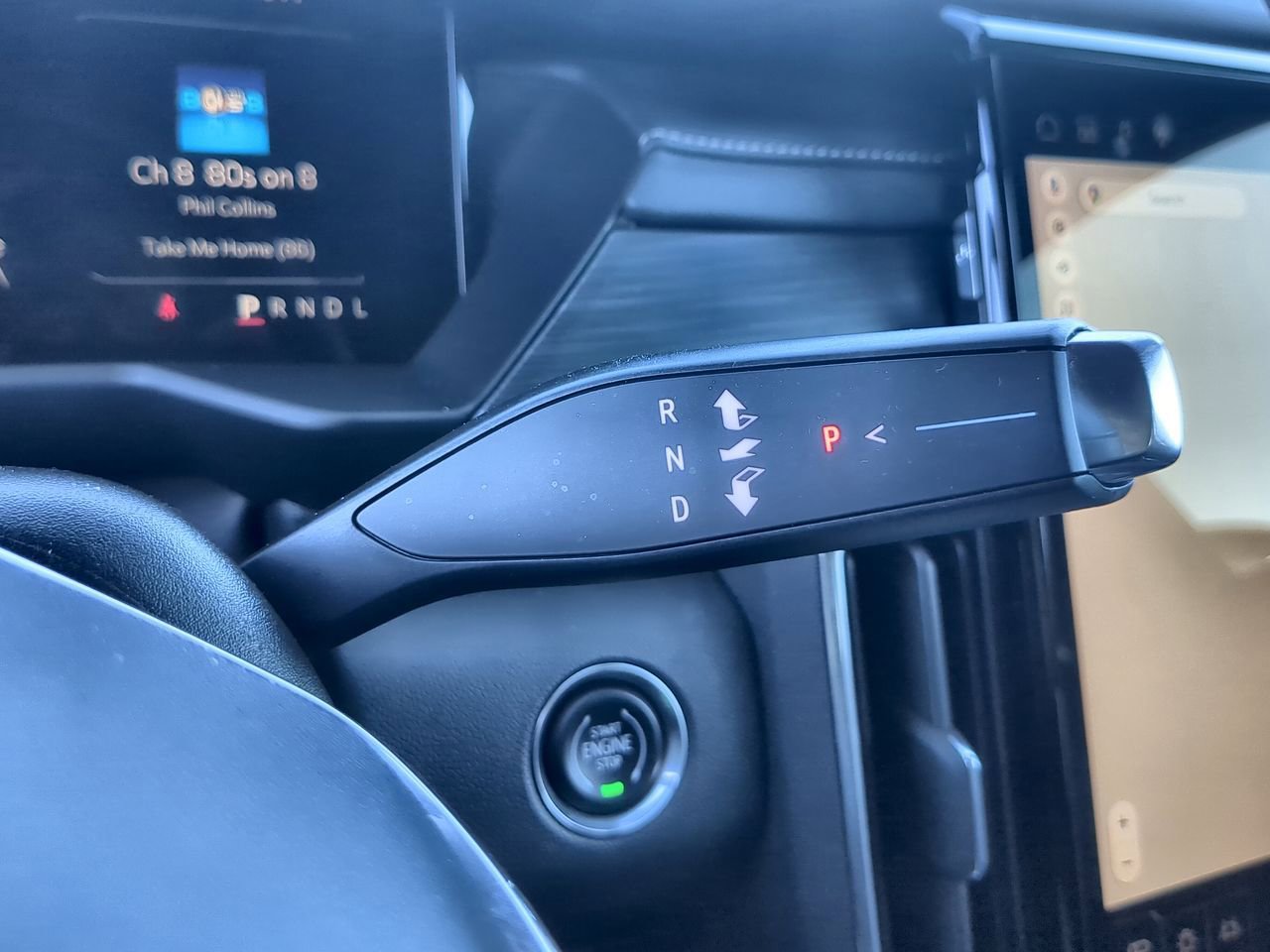 Used 2025 GMC Acadia Elevation w/ Elevation Premium Package image 16