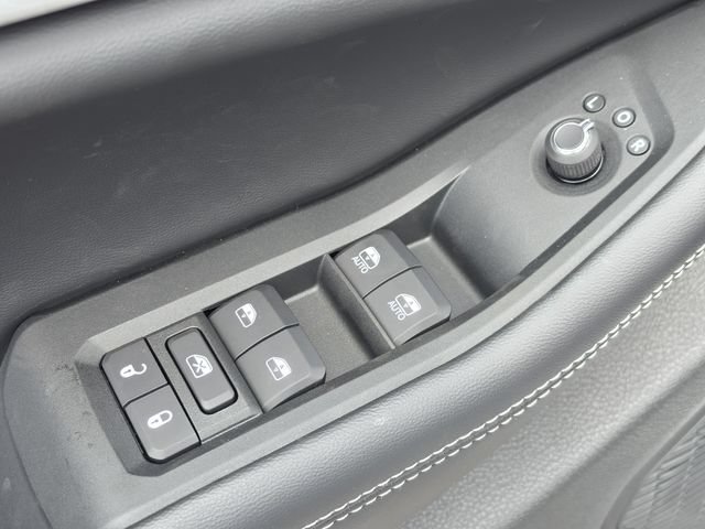 New 2027 Jeep Grand Cherokee Altitude AWD/4WD image 23