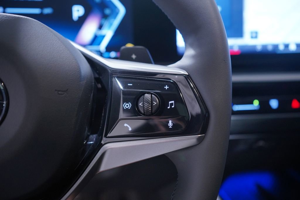 Used 2024 BMW 530i w/ Convenience Package image 20