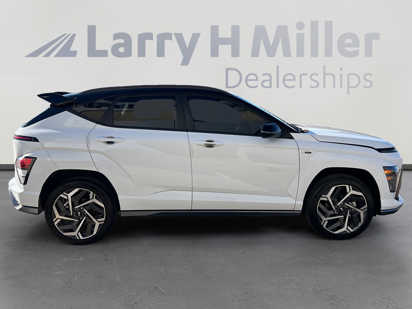 Used 2024 Hyundai Kona N Line image 7
