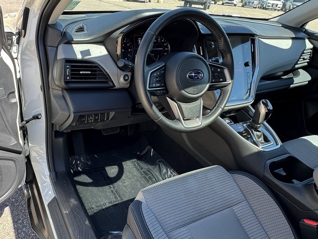 Used 2024 Subaru Outback Premium AWD/4WD image 22
