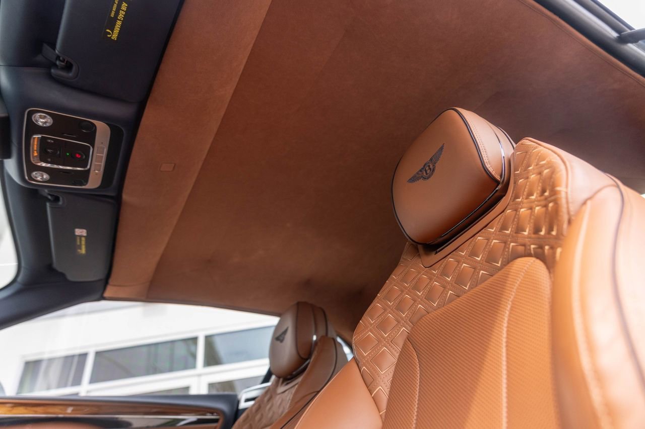 Used 2023 Bentley Continental GT Azure AWD/4WD image 59