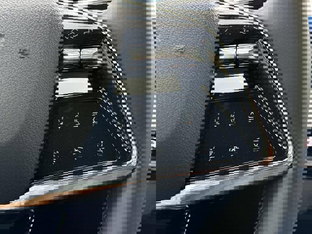 New 2026 Cadillac Optiq Sport 1 image 15