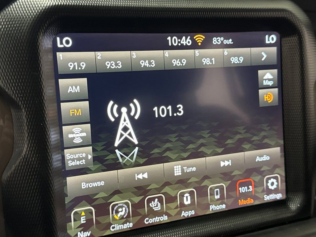 Used 2020 Jeep Wrangler Unlimited Sahara w/ Uconnect 4C Nav & Sound Group image 32