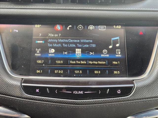 Used 2018 Cadillac XT5 Luxury w/ Driver Awareness Package image 12