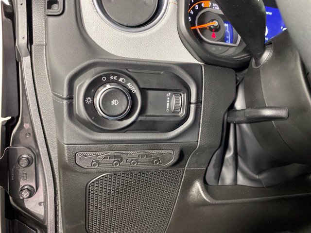 Used 2026 Jeep Wrangler Unlimited Sahara AWD/4WD image 28
