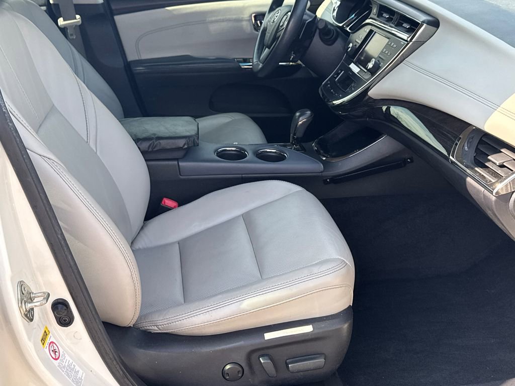 Used 2013 Toyota Avalon Limited image 13