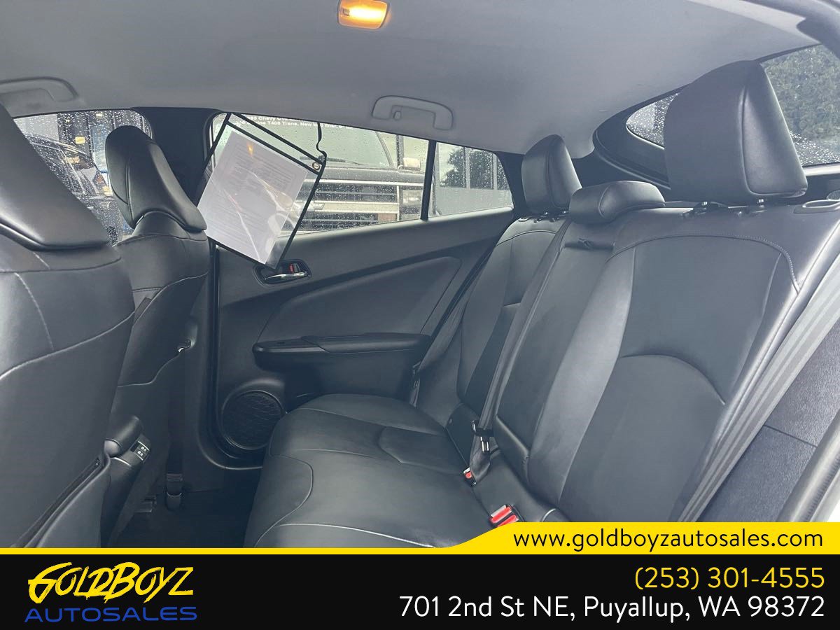 Used 2021 Toyota Prius image 17