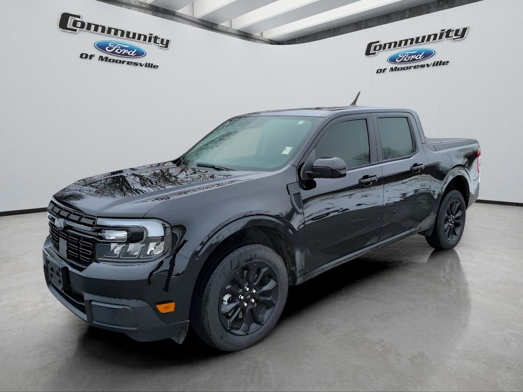 Used 2024 Ford Maverick Lariat w/ Black Appearance Package