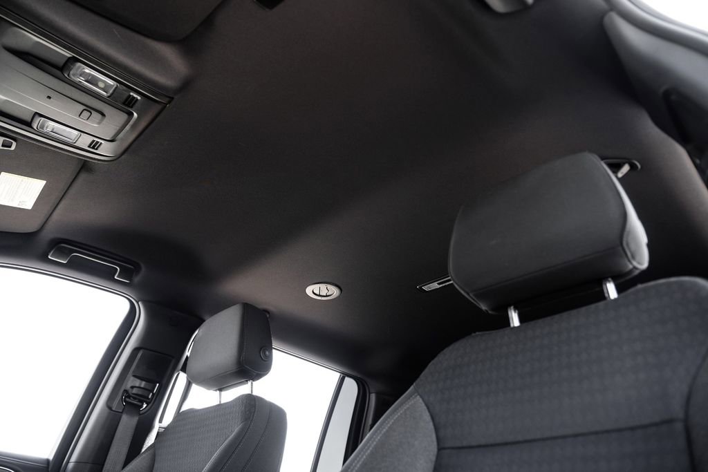 Used 2023 Chevrolet Suburban LS image 30