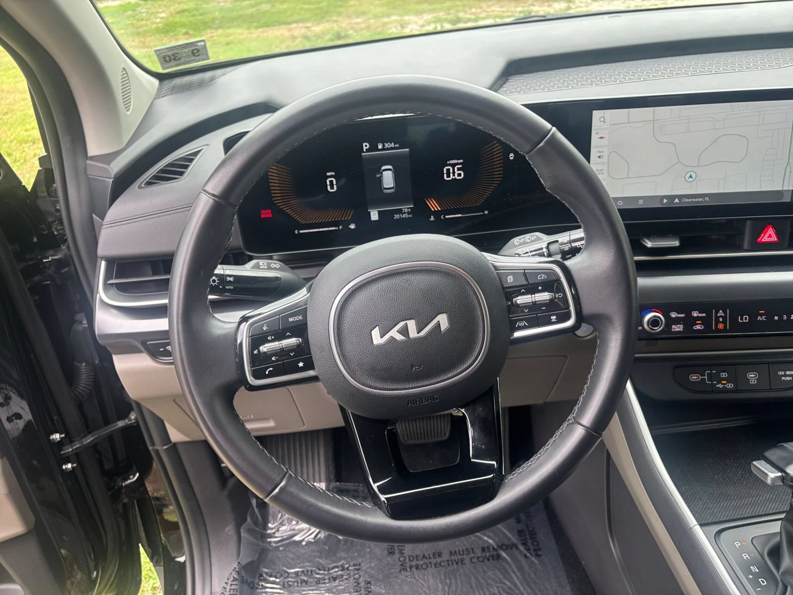 Used 2026 Kia Carnival FWD image 29