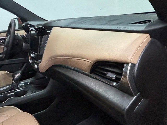 Used 2023 Chevrolet Traverse Premier image 14