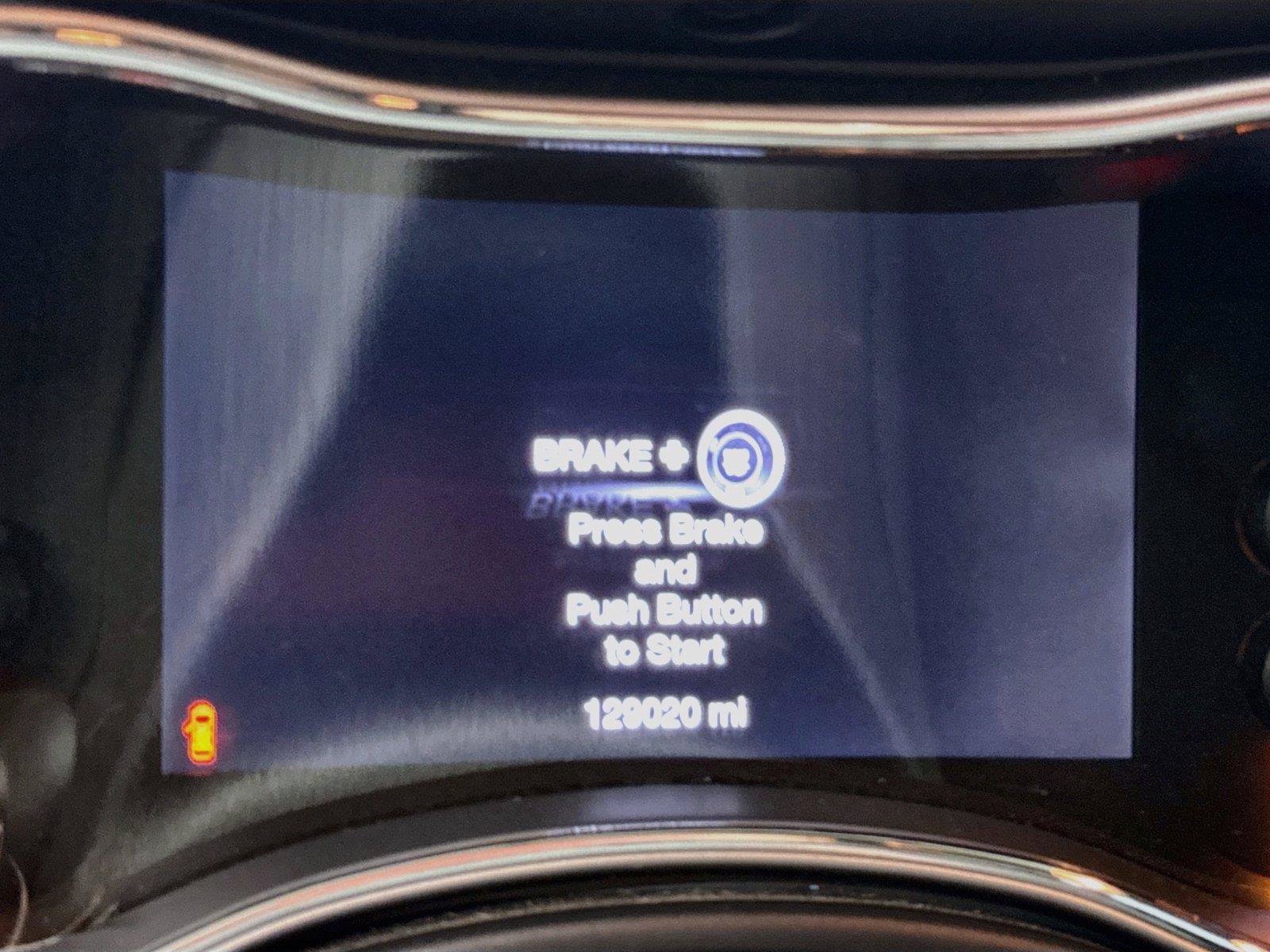 Used 2017 Jeep Grand Cherokee Trailhawk AWD/4WD image 3