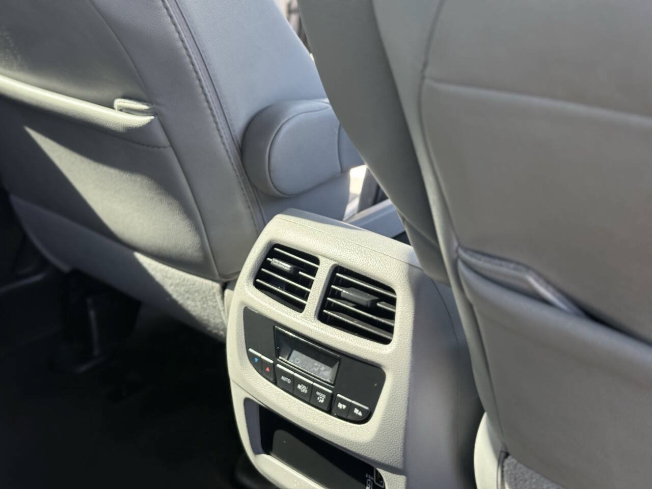 Used 2020 Honda Pilot EX-L image 19