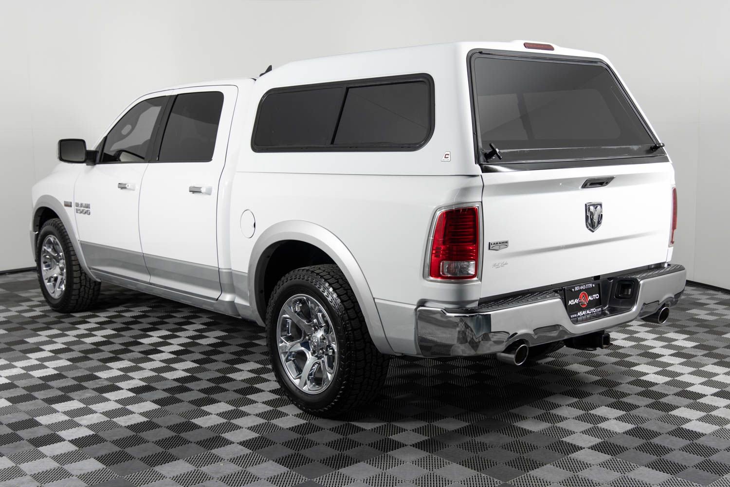 Used 2015 RAM 1500 Laramie w/ Convenience Group image 4