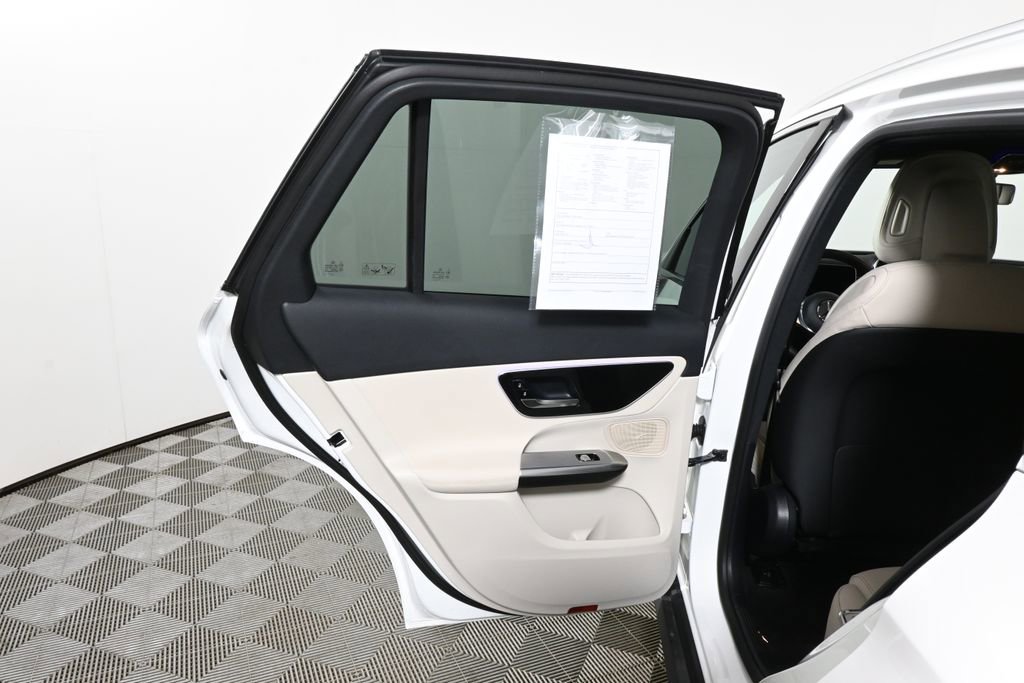 Certified 2026 Mercedes-Benz GLC 300 4MATIC image 29