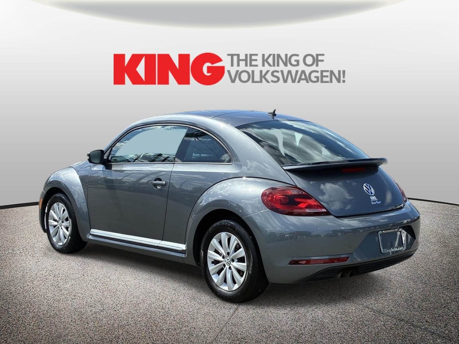 Used 2019 Volkswagen Beetle 2.0T S FWD image 2